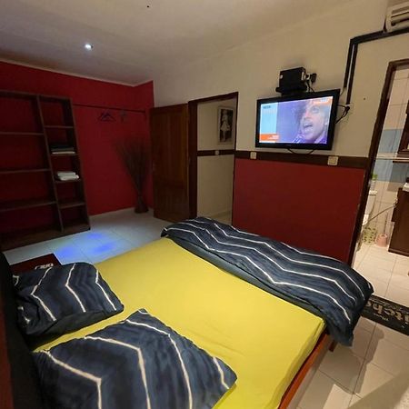 Yaoundé Homestay Studio מראה חיצוני תמונה